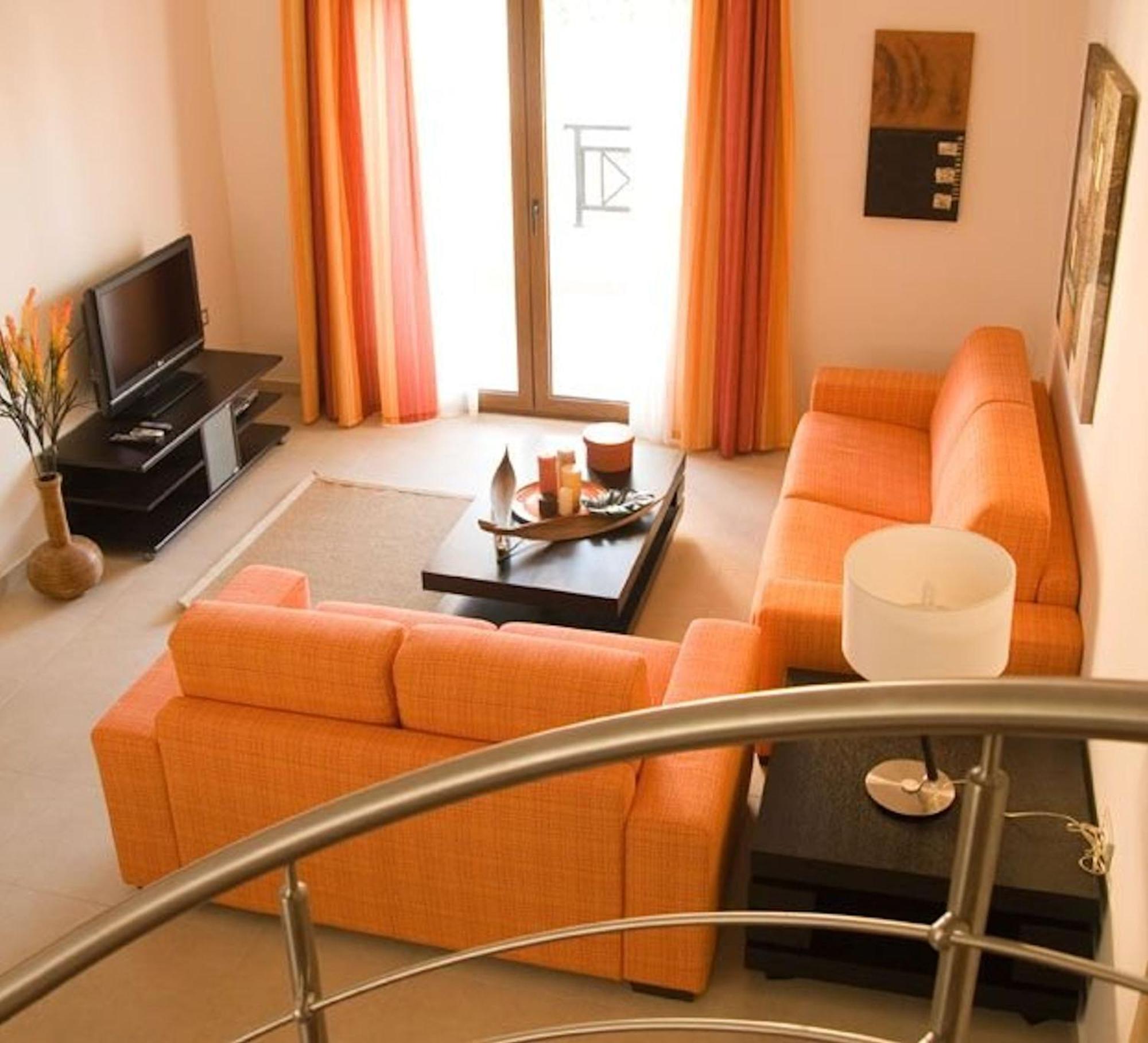 Executive Rhodes 4 Bedroom - 4 Bathroom Bd Pefkos